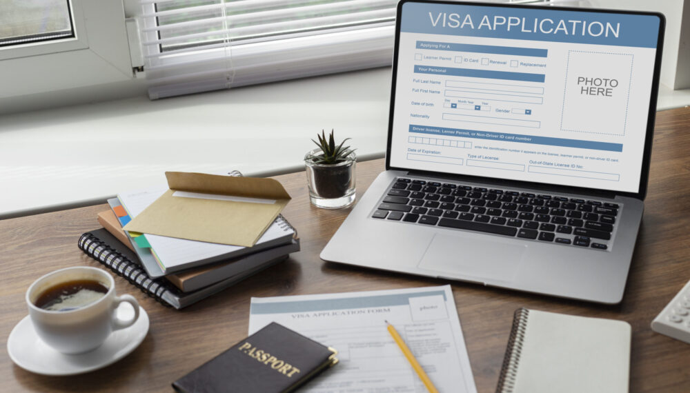 visa-application-form-laptop visa-application-form-laptop